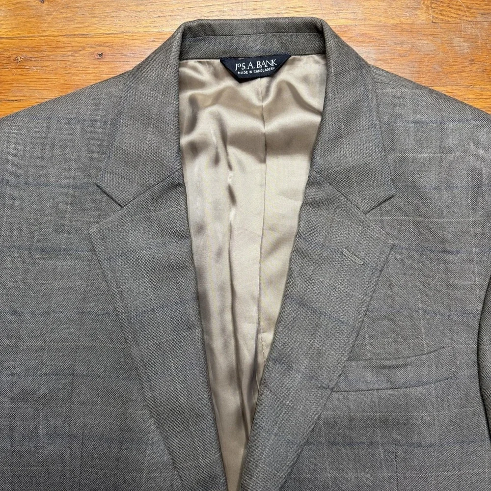 Jos A Bank Executive Collection Blazer 44L Plaid Tan Blue Silk Wool Sport Coat